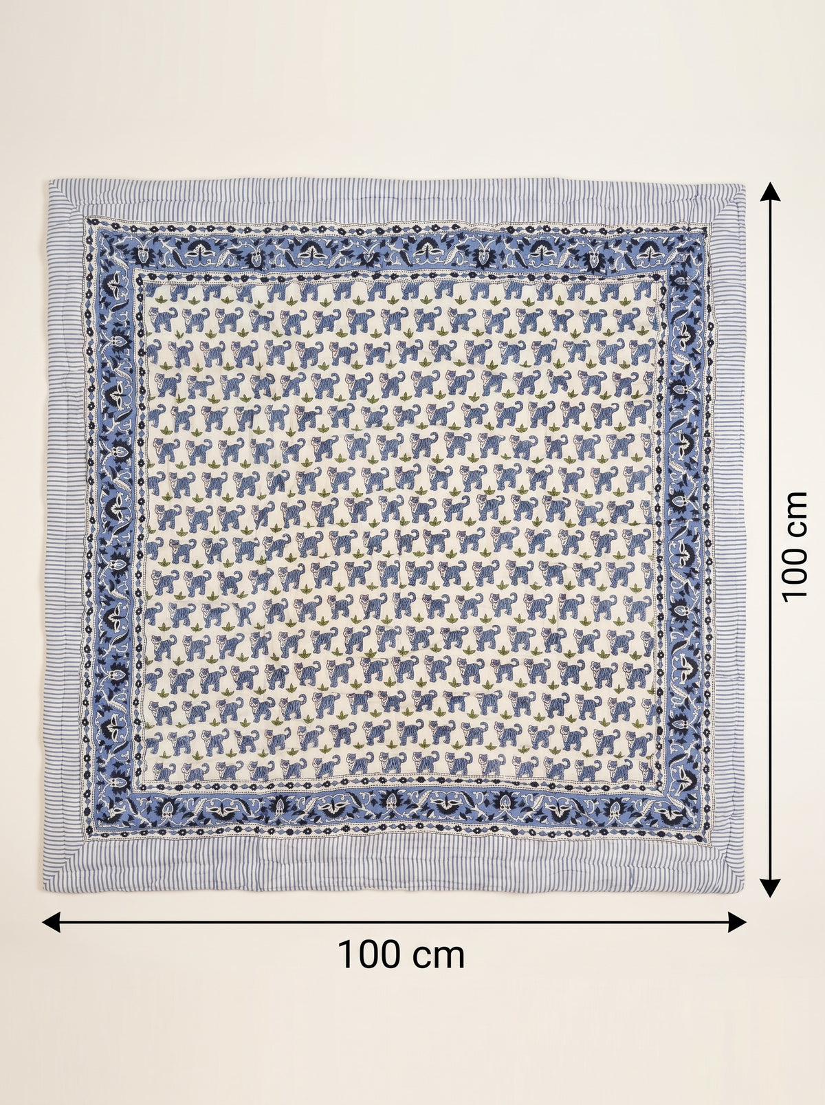 PEXX blue tiger print reversible cotton baby quilt, 100 x 100 cm — size guide 100x100