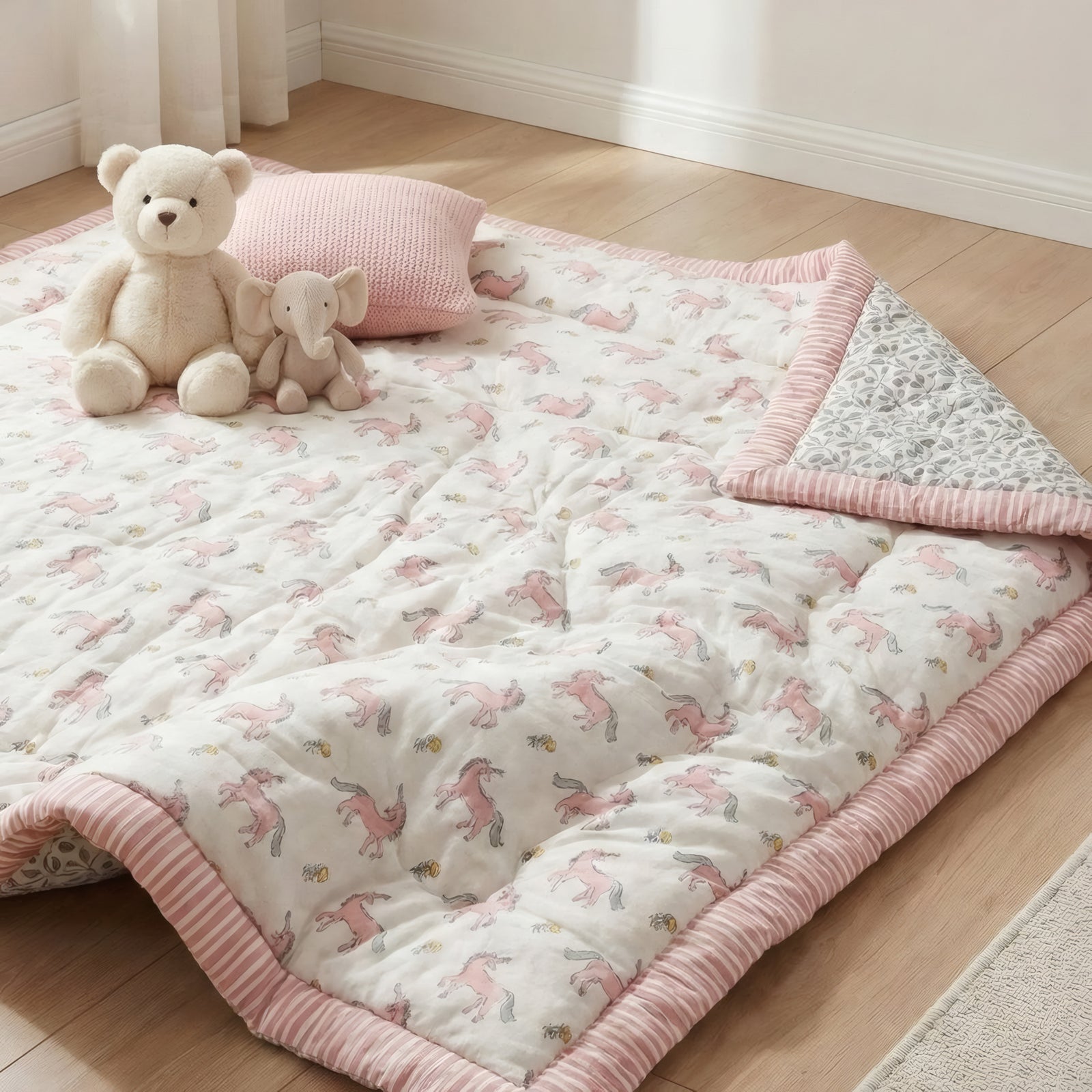 Blush Pony print hand block-printed reversible cotton voile kids quilt (razai) – print detail close-up