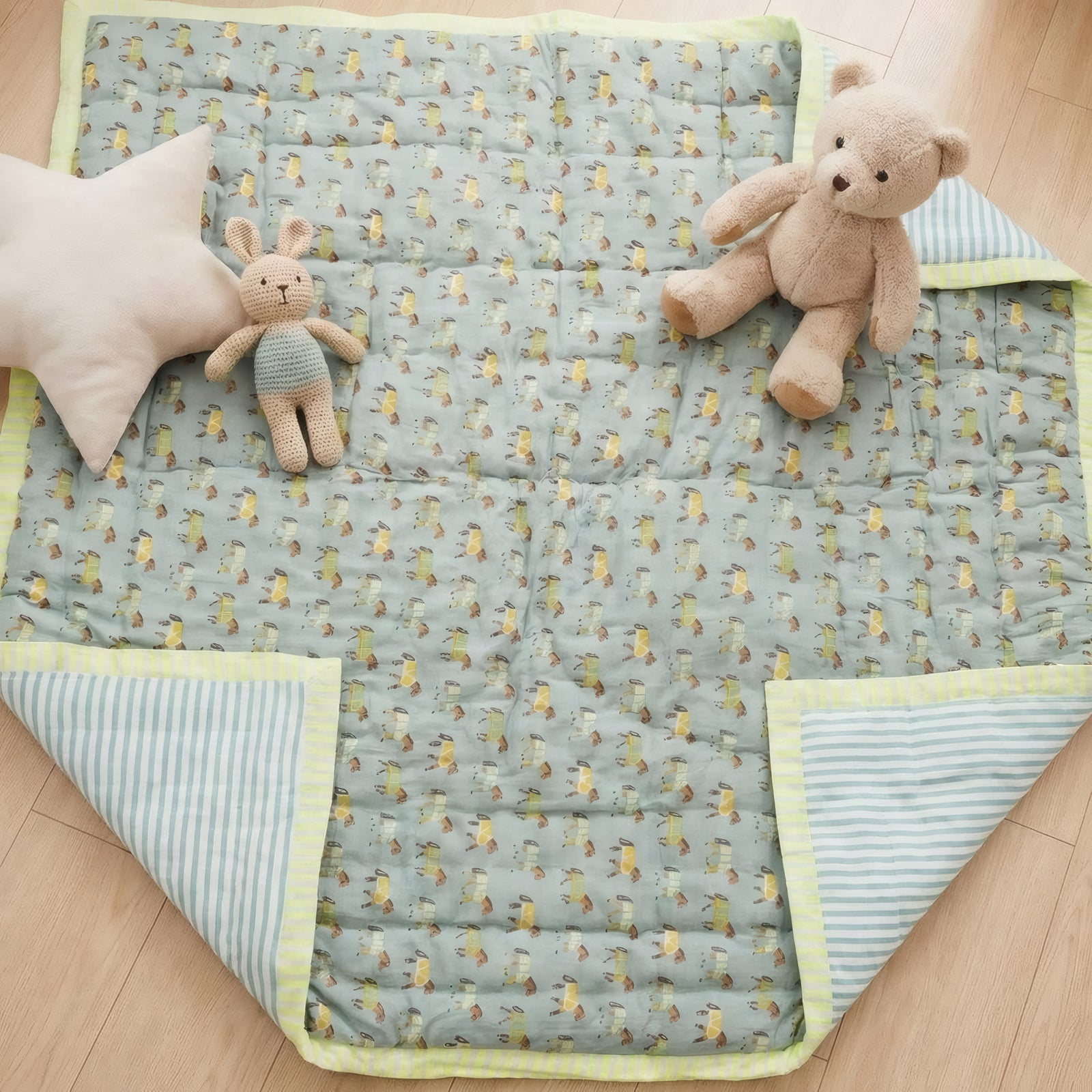 Pony Trail print hand block-printed reversible cotton voile kids quilt (razai) – lifestyle - play mat