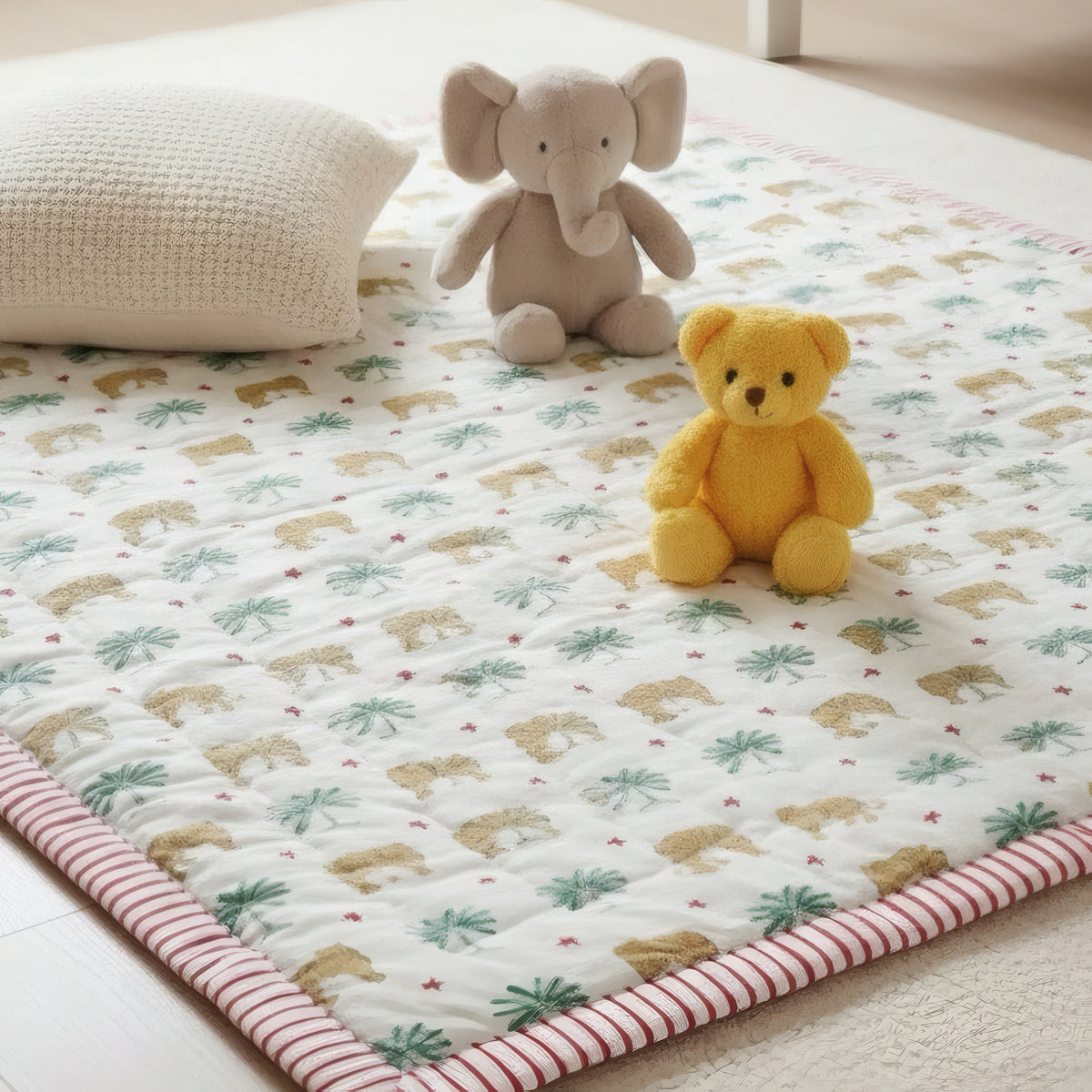 Tiger Jungle print hand block-printed reversible cotton voile kids quilt (razai) – print detail close-up